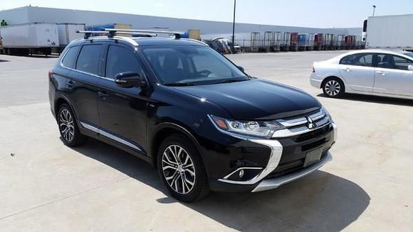 2016 Mitsubishi Outlander GT V6 S AWC (2)