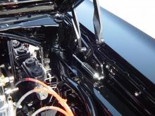 We make B-Body hood hinges