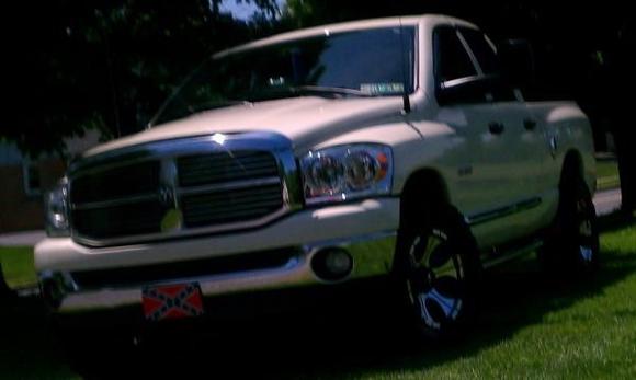 2008 Ram 1500 Big Horn Cool Vanilla with a 4.7l v8