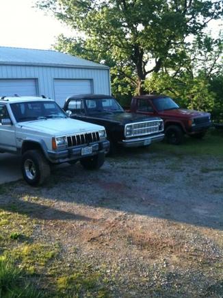91 Jeep
79 D100
88 Comanche
