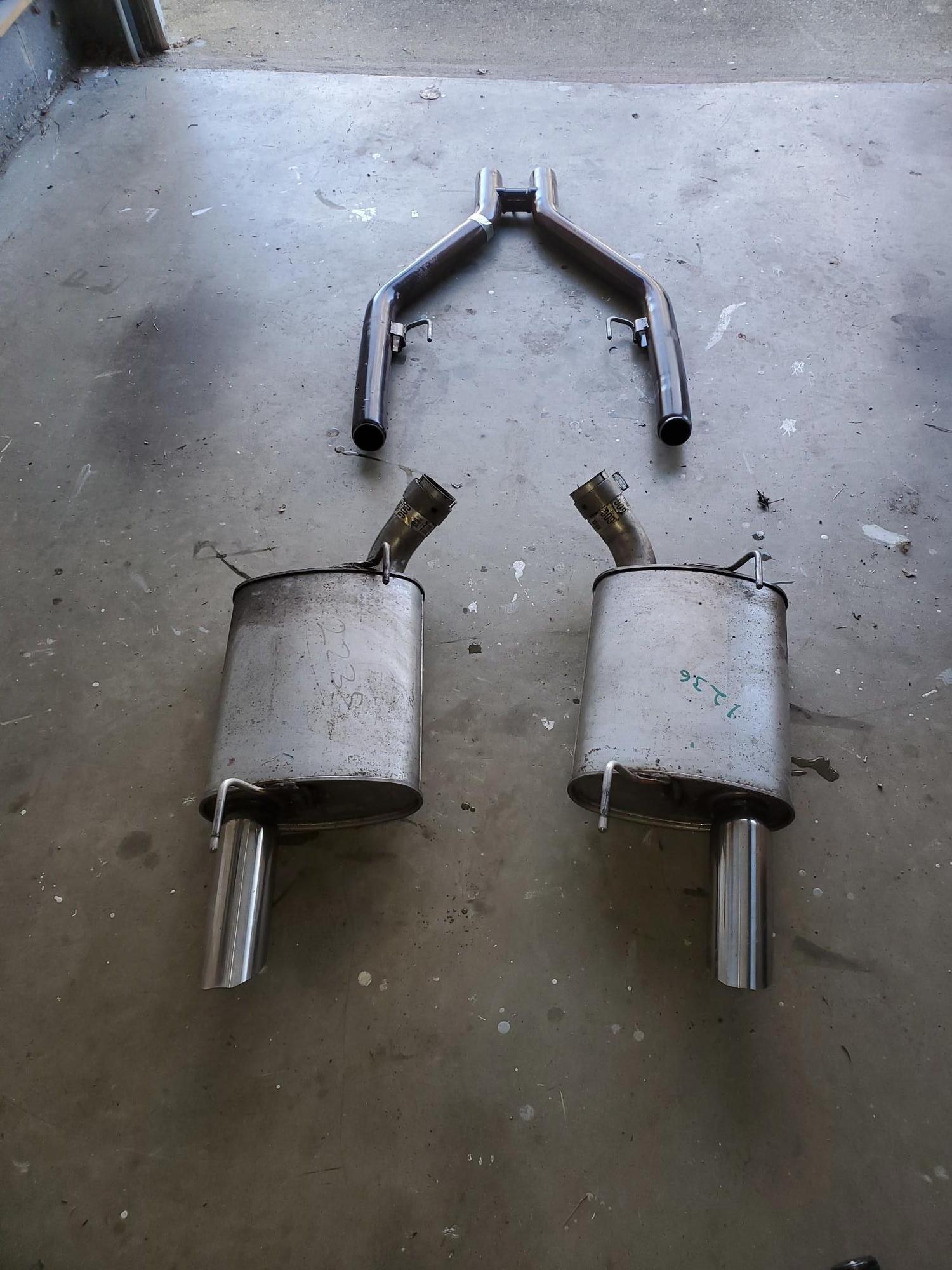 GT TakeOff Mufflers and Stock H Pipe (from 2006)