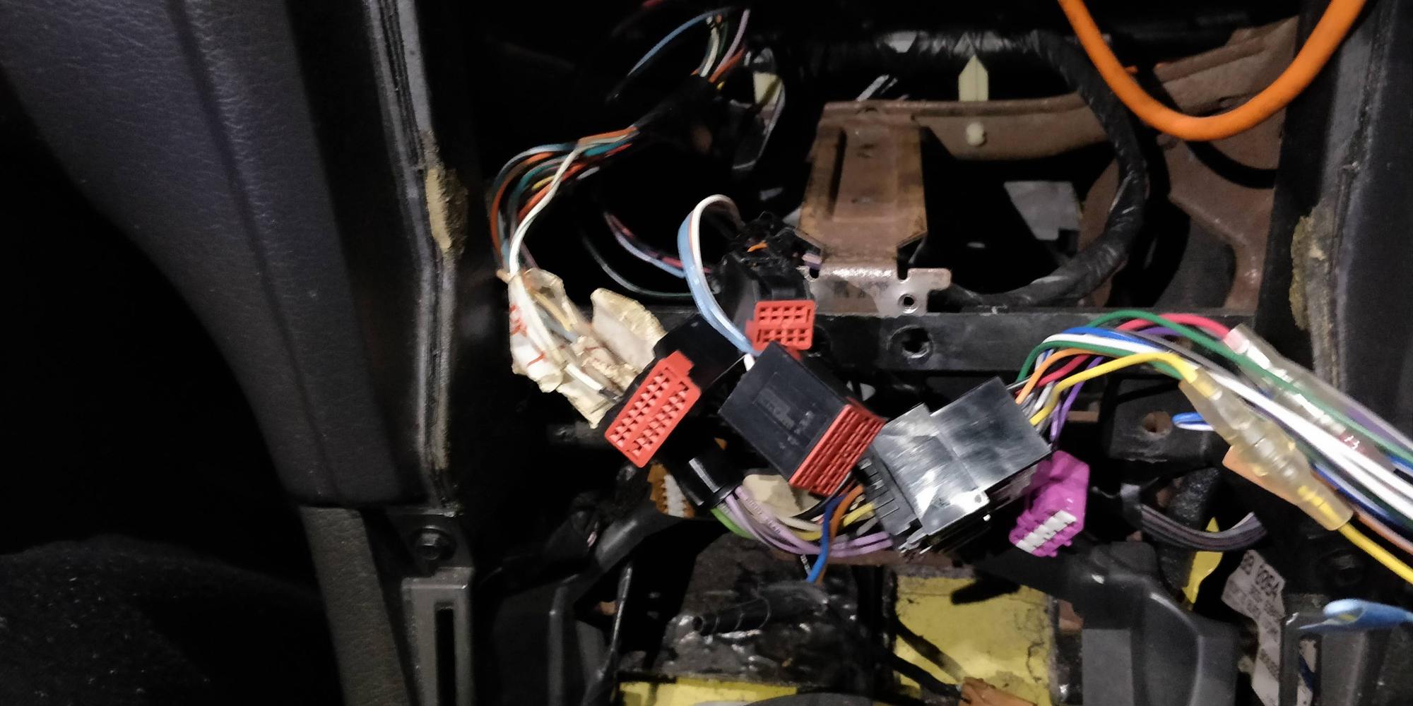 Aftermarket radio wiring help needed - MustangForums.com