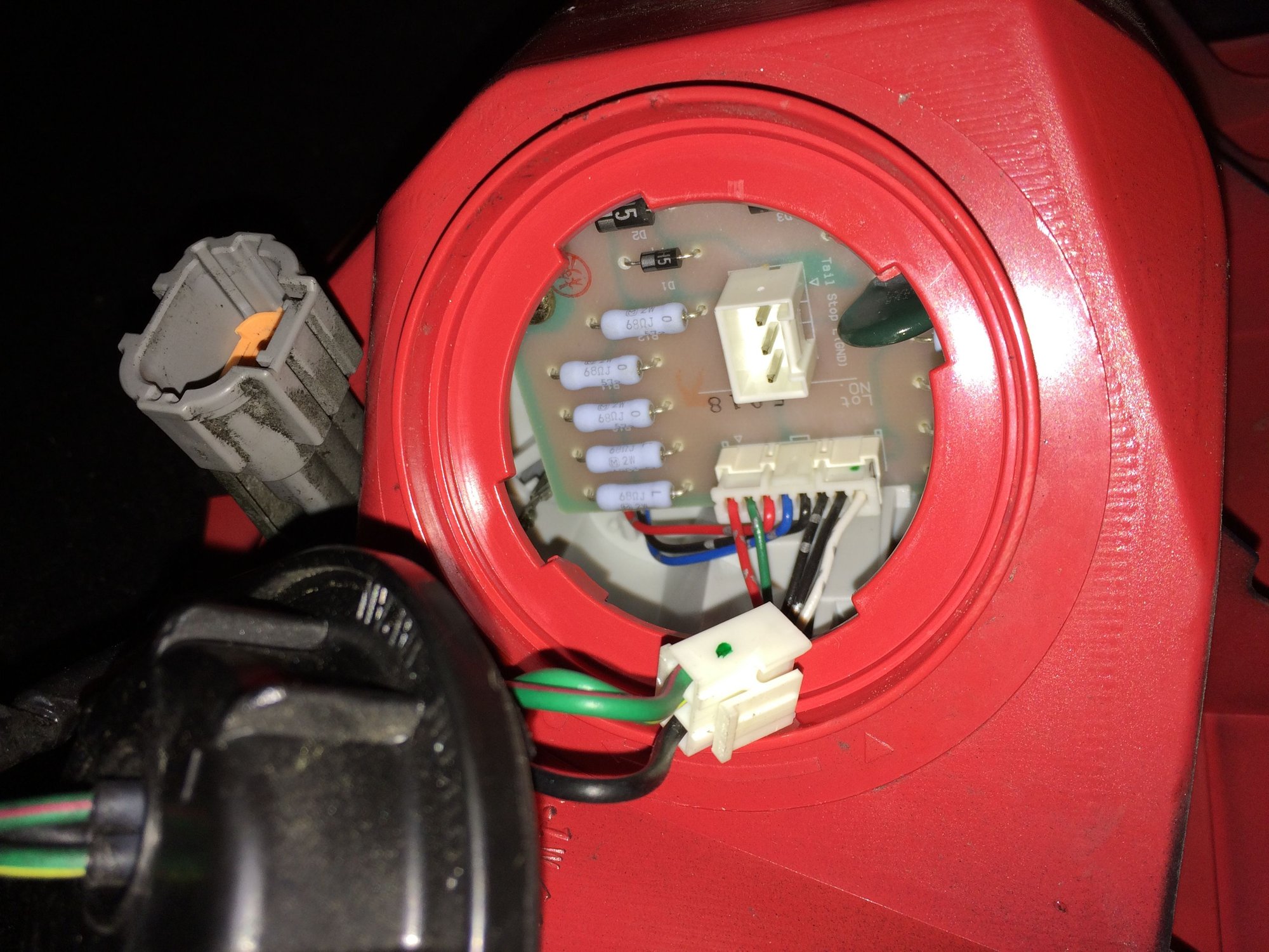 Replacing Tail light issue. Nissan 350Z and 370Z Forum