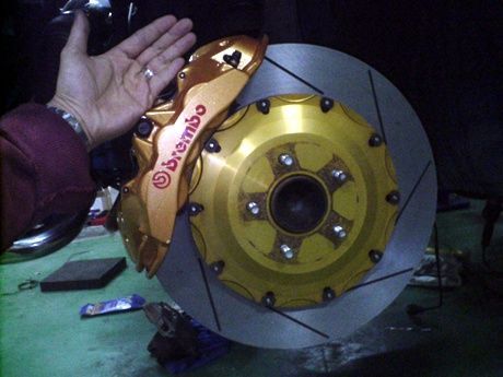 Brembo 6 piston 380mm