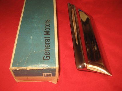 NOS 1966 Pontiac GTO Right Front Fender Moulding