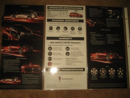 2010 Pontiac Vibe Dealer Showroom Display