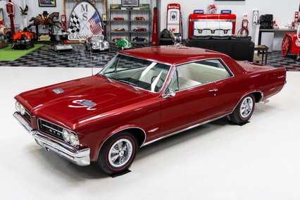 1964 Pontiac GTO Hardtop 389 Tri-Power