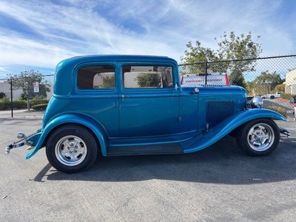 1932 Ford Victoria All Steel Street Rod 327 Auto