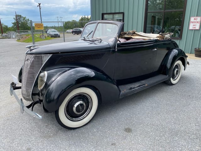 CLASSIC CAR AUCTION: 1937 Ford Two Door Convertibl