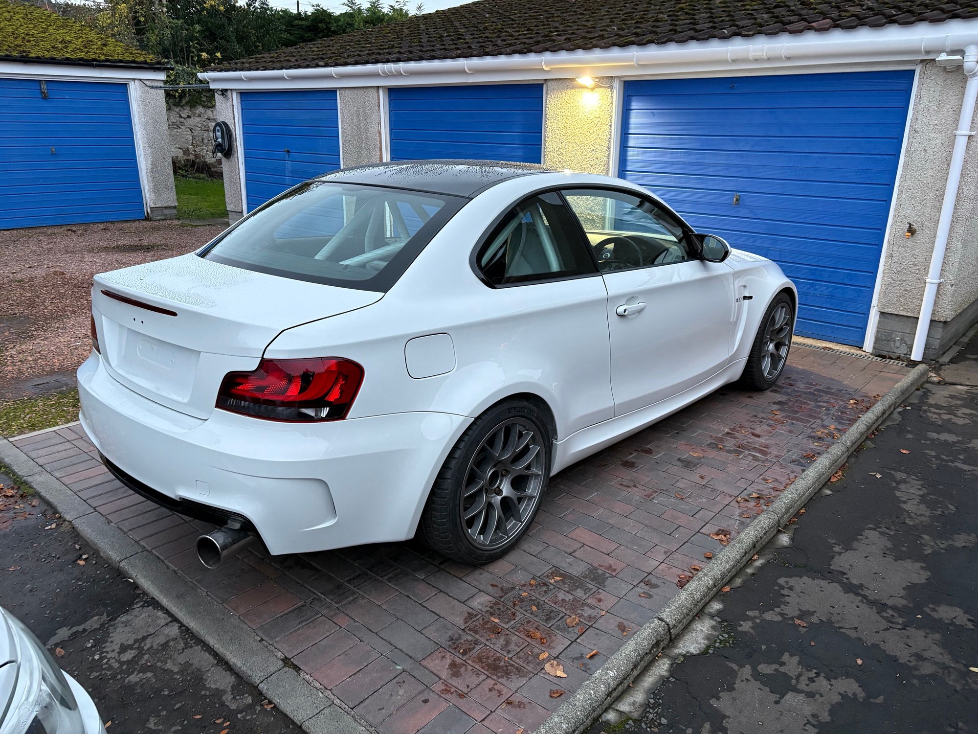 Another step closer with my sons project now painted. Just sorting a few odds and sods before MOT. 