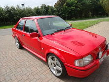 Red Ford Escort RST