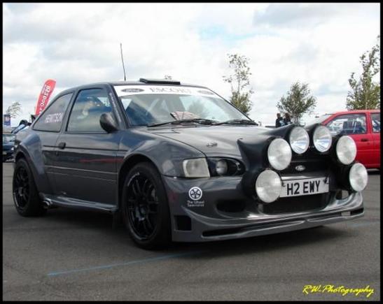 Ford Fair 2011 2 156 (640x509)
