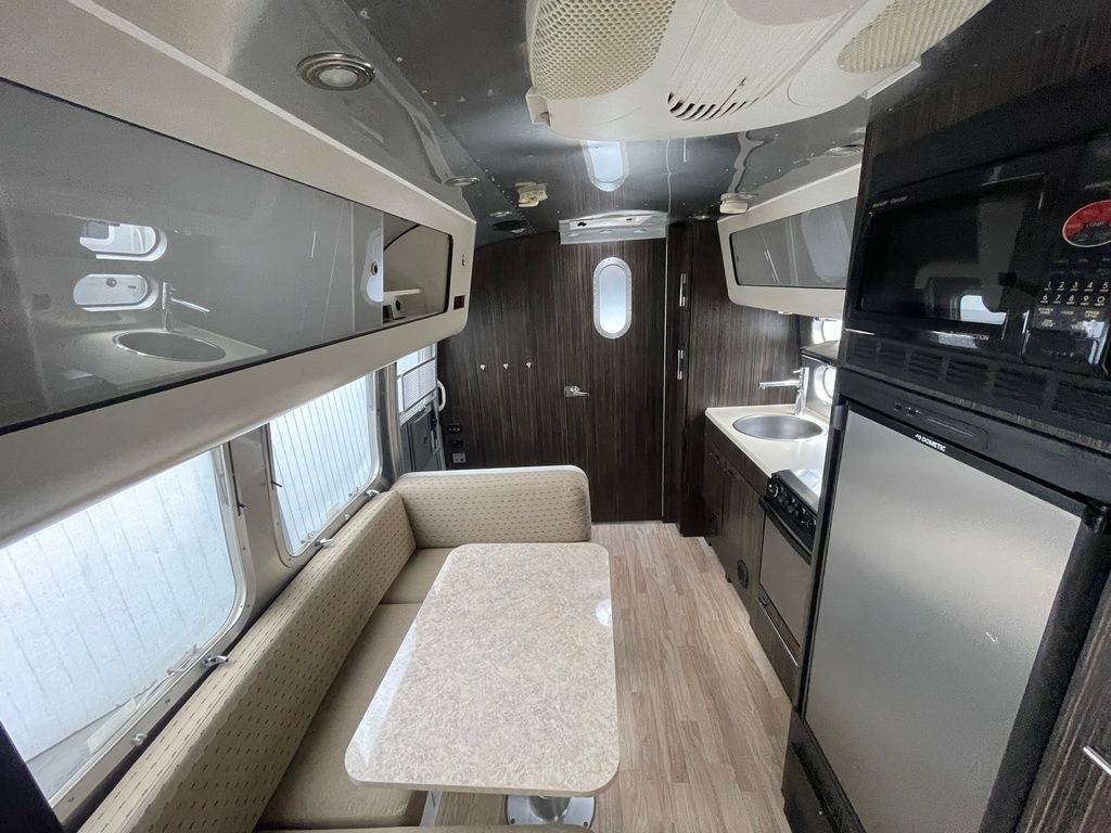 2015 Airstream international signature 23fb