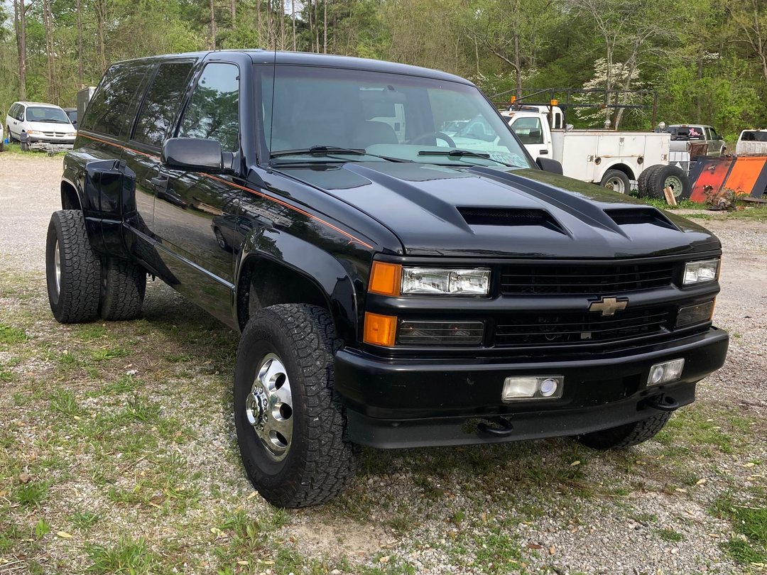 Tow pig. 1995 k2500 dually suburban for Sale in PERRYVILLE, MO RacingJunk