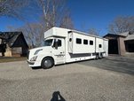 2016 ShowHauler Quad Slide Motorcoach  for sale $345,000 