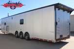 Continental Cargo 48' Auto Master Bathroom @ Wacobill.com 