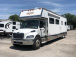 2005 Renegade Classic RV   for sale $105,000 