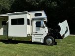 2008 Renegade 45’ Tandem Axle Motorcoach 