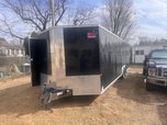 28’ enclosed lightweight trailer  for sale $8,500 