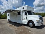 2004 Showhauler 42' 1-Slide Freightliner 450HP 12 Speed Auto  for sale $145,900 