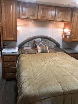 2005 Haulmark Motorhome for Sale $124,995