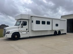 2016 Showhauler freightliner 45' Bunk beds  for sale $389,900 