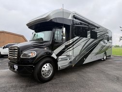 2026 Renegade Verona LE 40LTS Triple Slide Motorcoach