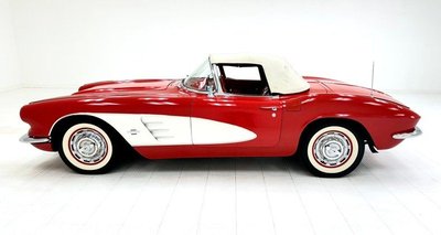 1961 Chevrolet Corvette Convertible  for sale $85,900 