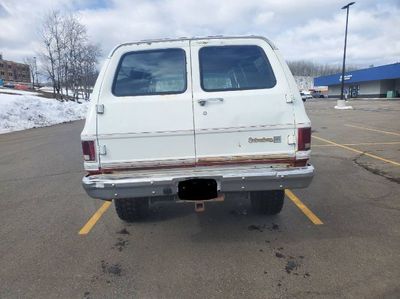 1987 Chevrolet Suburban  for sale $10,995 