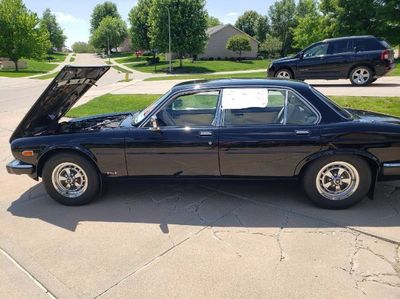 1986 Jaguar XJ6  for sale $12,995 