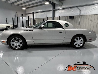 2004 Ford Thunderbird 