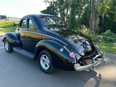 1940 Ford Deluxe 