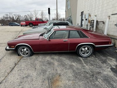 1985 Jaguar XJS  for sale $2,500 