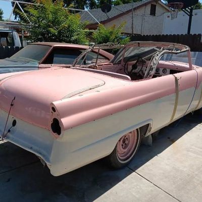 1955 Ford Sunliner  for sale $35,995 