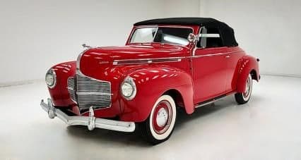 1940 Dodge Luxury Liner