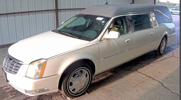 2011 Cadillac DTS  for Sale $17,395 