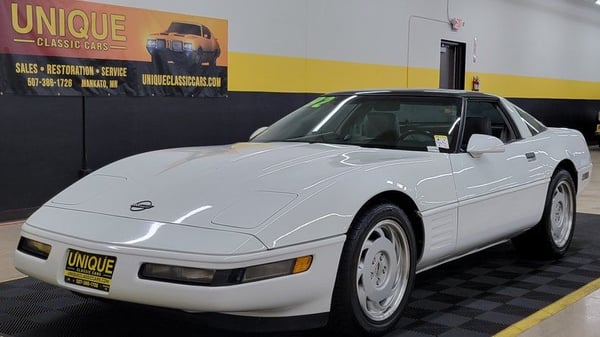 1992 Chevrolet Corvette  for Sale $13,900 