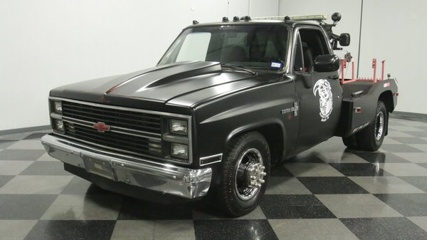 1986 Chevrolet C30 Wrecker  for Sale $25,995 
