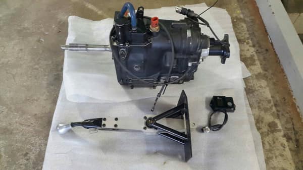 Sadev SCL 82-17 RWD Sequential gearbox  for Sale $4,500 