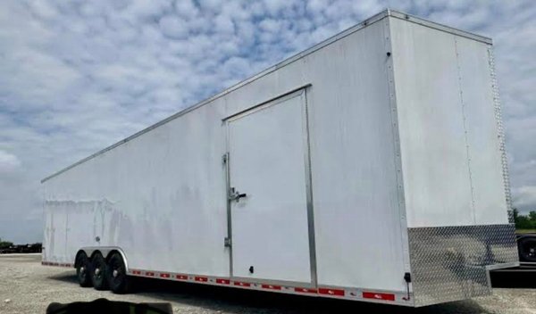 34’ Continental Cargo 2024 like new 110” inside ht 3 axl  for Sale $31,000 