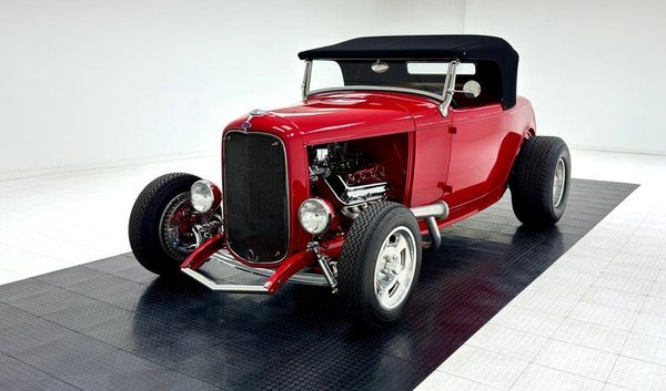 1932 Ford Eighteen Roadster