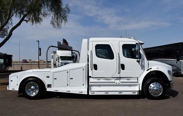 2018 SportTruck Scottsdale Edition