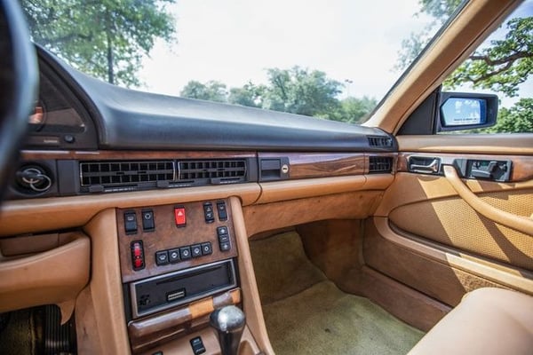 1987 Mercedes-Benz  560 SEC Coupe  for Sale $13,999 