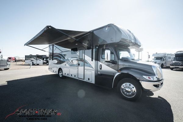 2021 NeXus RV Wraith Super 32W