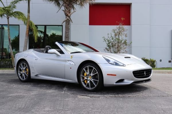 2012 Ferrari California  for Sale $139,495 