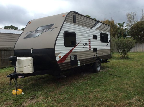 2017 Starcraft AR-One 17 ft toy hauler for Sale $19,900