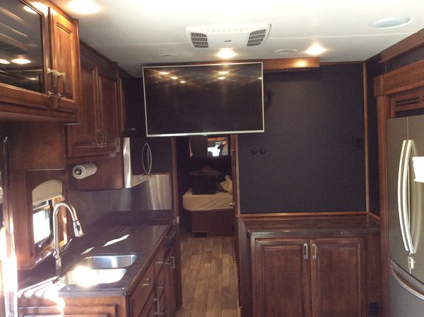 Used 2017 Renegade 40' Classic Motorhome
