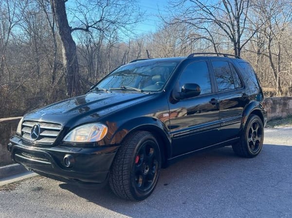 2001 Mercedes Benz ML55  for Sale $13,895 