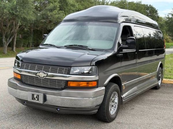 2007 Chevrolet Express 2500  for Sale $28,895 