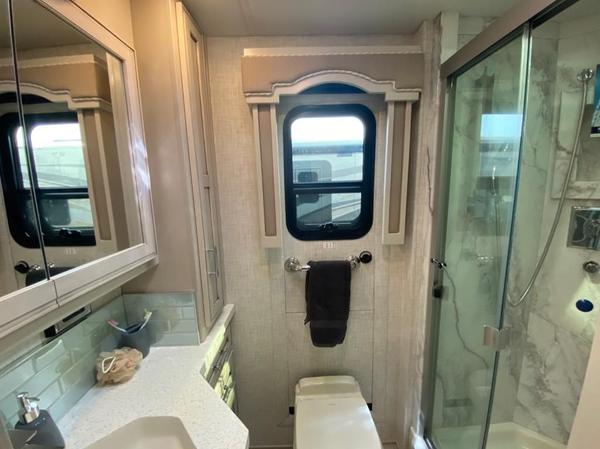 2021 Newmar Ventana 3407